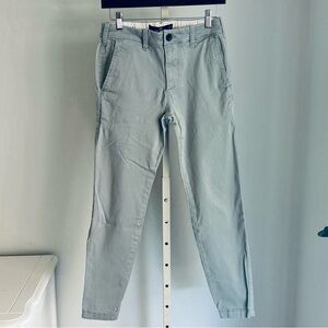 Hollister Men’s Super Skinny Chino Pants Pale Gray, Size 28/30